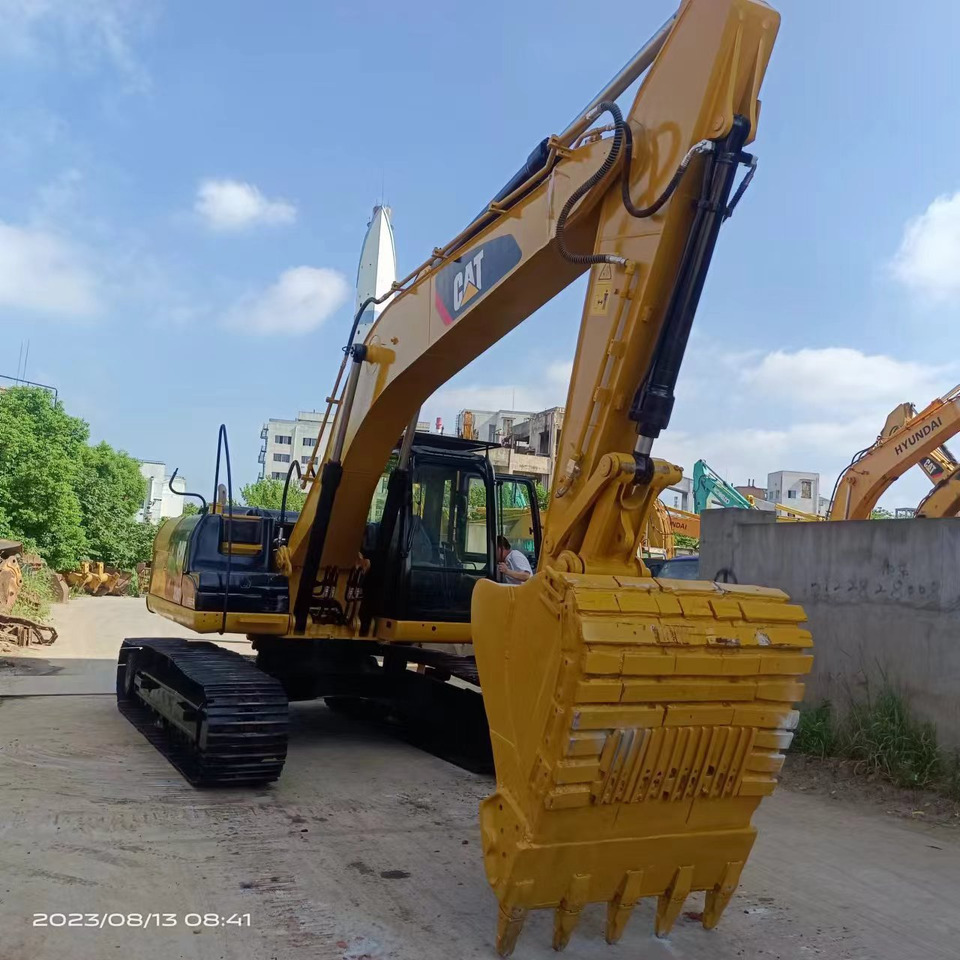 CATERPILLAR 320D Used Excavator Hotsale Good Conditional - Pásové rýpadlo: obrázok 1 CATERPILLAR 320D Used Excavator Hotsale Good Conditional - Pásové rýpadlo: obrázok 1
