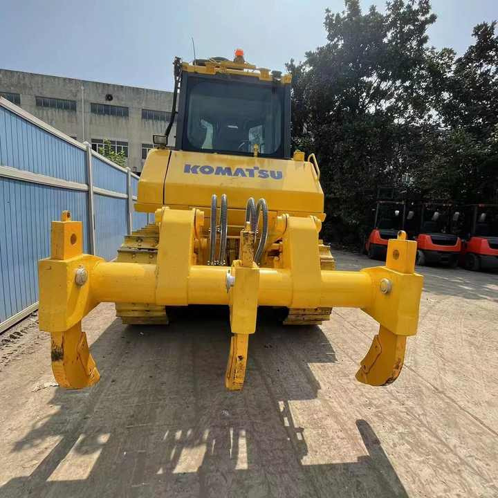 Cheap Price komatsu D65 Bulldozer with Ripper , Original Made Dozer komatsu D65 , komatsu D65p D80p D85p Bulldozer - Buldozér: obrázok 5 Cheap Price komatsu D65 Bulldozer with Ripper , Original Made Dozer komatsu D65 , komatsu D65p D80p D85p Bulldozer - Buldozér: obrázok 5