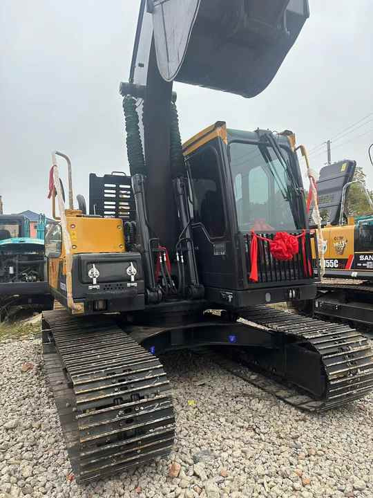 China Brand Used VOLVO EC140 Mini Excavator 6ton Crawler Earth Digger Machine for Sale - Pásové rýpadlo: obrázok 4 China Brand Used VOLVO EC140 Mini Excavator 6ton Crawler Earth Digger Machine for Sale - Pásové rýpadlo: obrázok 4