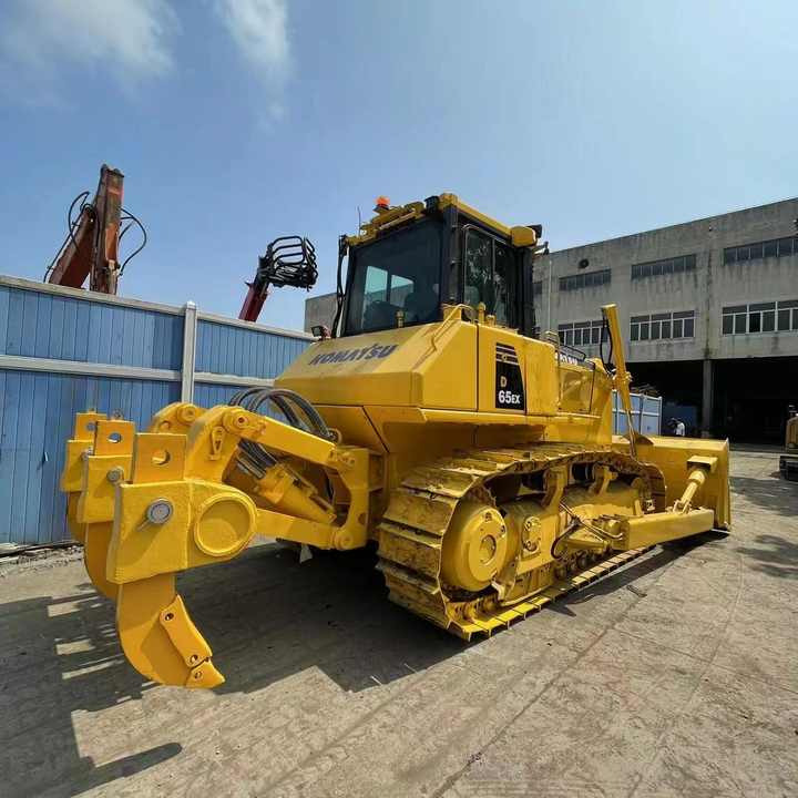 Komatsu D65EX High Efficiency Bulldozer komatsu Engine 180HP Crawler Bulldozer China - Buldozér: obrázok 2 Komatsu D65EX High Efficiency Bulldozer komatsu Engine 180HP Crawler Bulldozer China - Buldozér: obrázok 2