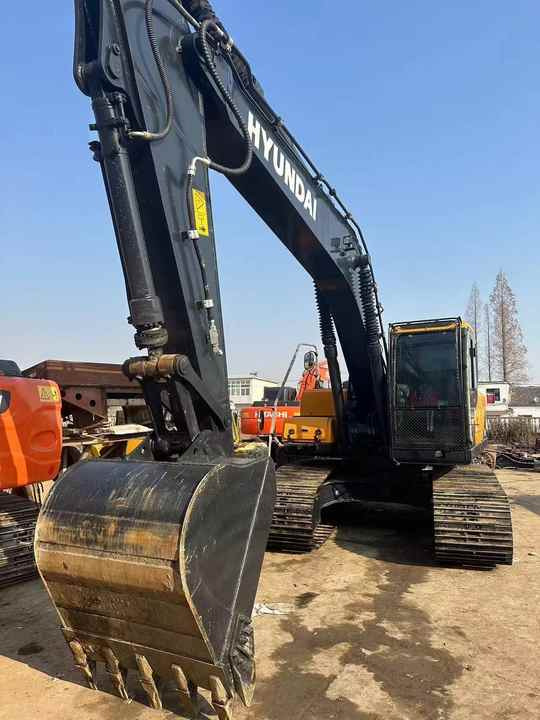 Korean Original HYUNDAI 210-9 Wheeled Excavator Low Price Sale High Quality Wheeled Excavator HUNDAI210W-9 - Pásové rýpadlo: obrázok 4 Korean Original HYUNDAI 210-9 Wheeled Excavator Low Price Sale High Quality Wheeled Excavator HUNDAI210W-9 - Pásové rýpadlo: obrázok 4