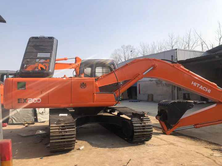 Original Japan Hitachi ZX200 Excavator Hitachi Excavator in Low Price for Hot Sale - Pásové rýpadlo: obrázok 2 Original Japan Hitachi ZX200 Excavator Hitachi Excavator in Low Price for Hot Sale - Pásové rýpadlo: obrázok 2