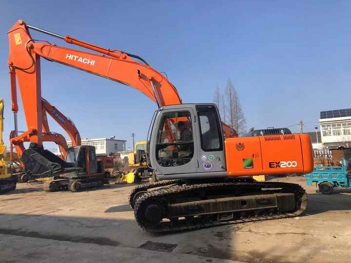 Original Japan Hitachi ZX200 Excavator Hitachi Excavator in Low Price for Hot Sale - Pásové rýpadlo: obrázok 3 Original Japan Hitachi ZX200 Excavator Hitachi Excavator in Low Price for Hot Sale - Pásové rýpadlo: obrázok 3