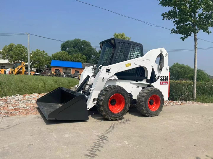 The Best Selling Used Construction Machinery in USA Bobcat S330 Loader High Quality and Cheap Price - Šmykom riadený nakladač: obrázok 2 The Best Selling Used Construction Machinery in USA Bobcat S330 Loader High Quality and Cheap Price - Šmykom riadený nakladač: obrázok 2