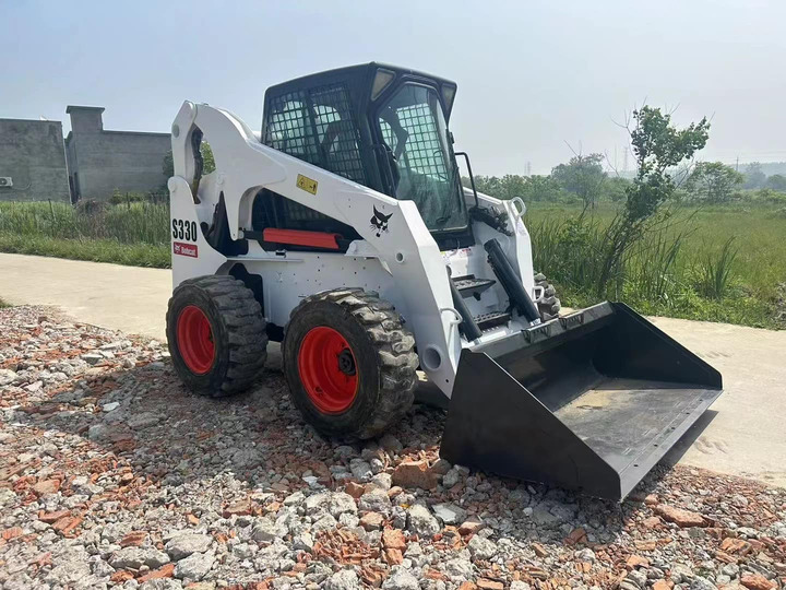 The Best Selling Used Construction Machinery in USA Bobcat S330 Loader High Quality and Cheap Price - Šmykom riadený nakladač: obrázok 4 The Best Selling Used Construction Machinery in USA Bobcat S330 Loader High Quality and Cheap Price - Šmykom riadený nakladač: obrázok 4