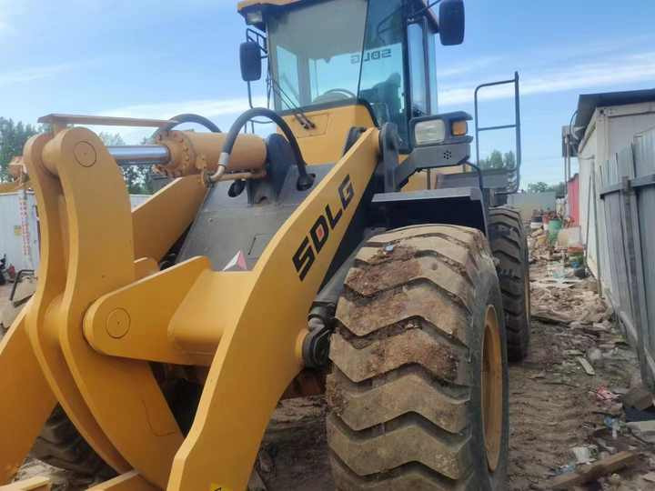 USED Loaders SDLG LG956F WHEEL LOADER in China Machines for Sale - Kolesový nakladač: obrázok 2 USED Loaders SDLG LG956F WHEEL LOADER in China Machines for Sale - Kolesový nakladač: obrázok 2