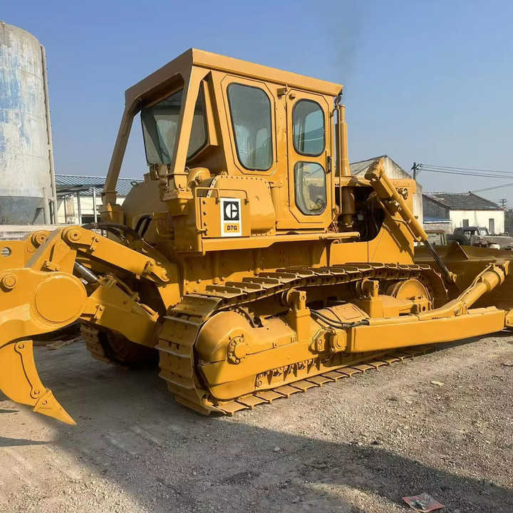 Used Cat D7G New Model Bulldozer Second Hand Machine Popular Brand Caterpillar Crawler Bulldozer Hydraulic Machinery - Buldozér: obrázok 1 Used Cat D7G New Model Bulldozer Second Hand Machine Popular Brand Caterpillar Crawler Bulldozer Hydraulic Machinery - Buldozér: obrázok 1
