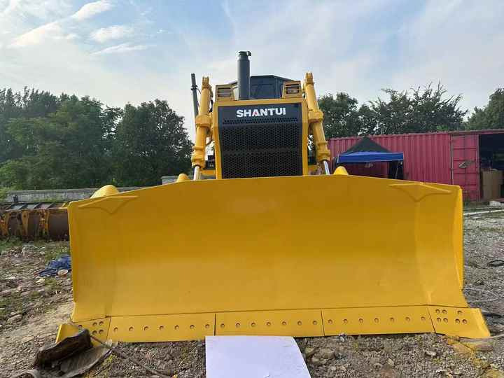 Used China Brand Shantui Sd32 Bulldozer in Stock High Quality Shantui Sd16 22 32 Bulldozer for Sale - Buldozér: obrázok 4 Used China Brand Shantui Sd32 Bulldozer in Stock High Quality Shantui Sd16 22 32 Bulldozer for Sale - Buldozér: obrázok 4