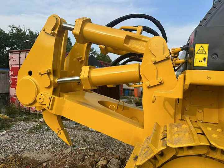 Used China Brand Shantui Sd32 Bulldozer in Stock High Quality Shantui Sd16 22 32 Bulldozer for Sale - Buldozér: obrázok 2 Used China Brand Shantui Sd32 Bulldozer in Stock High Quality Shantui Sd16 22 32 Bulldozer for Sale - Buldozér: obrázok 2