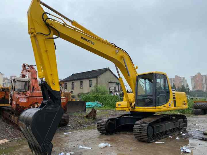 Used Good Quality Japan Original PC200-6 in Good Condition PC200-6 Komatsu - Pásové rýpadlo: obrázok 4 Used Good Quality Japan Original PC200-6 in Good Condition PC200-6 Komatsu - Pásové rýpadlo: obrázok 4