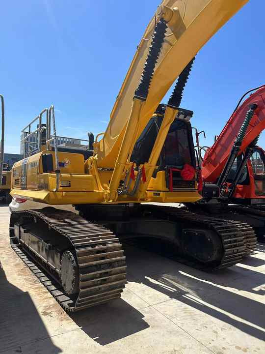 Used Japan Brand komatsu Pc350-7 with High Quality Used Engineering & Construction Machinery - Pásové rýpadlo: obrázok 4 Used Japan Brand komatsu Pc350-7 with High Quality Used Engineering & Construction Machinery - Pásové rýpadlo: obrázok 4