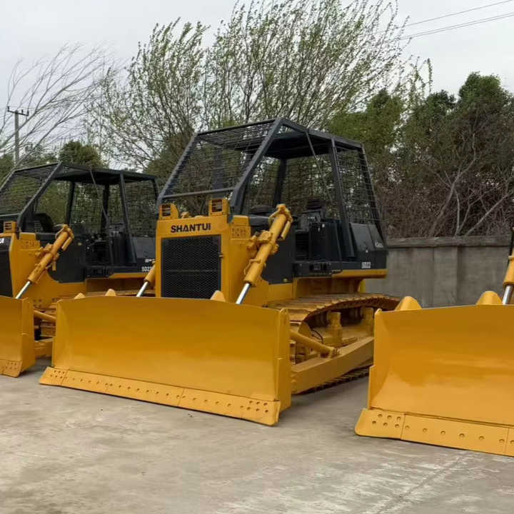 Used Shantui SD22 New Model Bulldozer Second Hand Machine Popular Brand Shantui Hydraulic Machinery - Buldozér: obrázok 1 Used Shantui SD22 New Model Bulldozer Second Hand Machine Popular Brand Shantui Hydraulic Machinery - Buldozér: obrázok 1