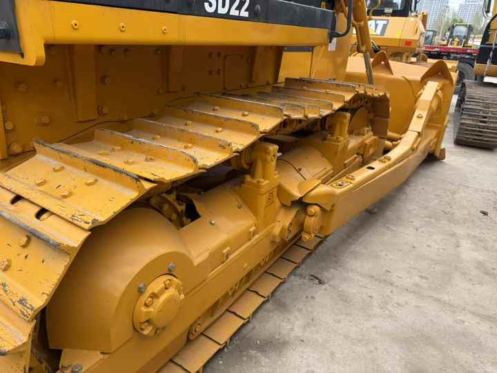 Used Shantui SD22 New Model Bulldozer Second Hand Machine Popular Brand Shantui Hydraulic Machinery - Buldozér: obrázok 4 Used Shantui SD22 New Model Bulldozer Second Hand Machine Popular Brand Shantui Hydraulic Machinery - Buldozér: obrázok 4