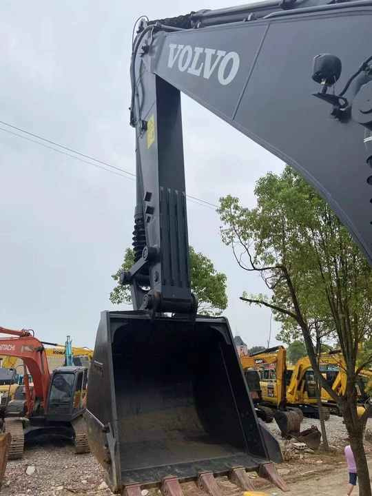Used VOLVO EC210 Excavators Hydraulic Excavators - Pásové rýpadlo: obrázok 3 Used VOLVO EC210 Excavators Hydraulic Excavators - Pásové rýpadlo: obrázok 3