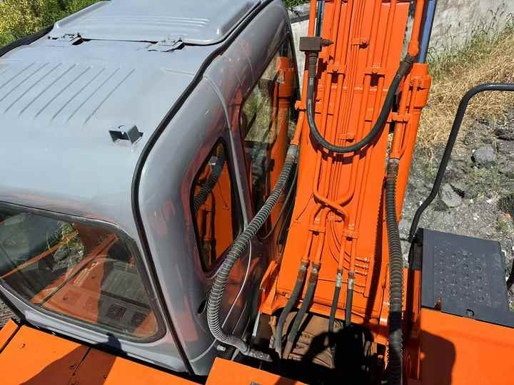Used Wheel Excavator Hitachi ZX 130W Made in Japan 13ton Hitachi Zx130w Wheel Excavator Price Used Hitachi Zx130 Excavator SALE - Rýpadlo: obrázok 5 Used Wheel Excavator Hitachi ZX 130W Made in Japan 13ton Hitachi Zx130w Wheel Excavator Price Used Hitachi Zx130 Excavator SALE - Rýpadlo: obrázok 5