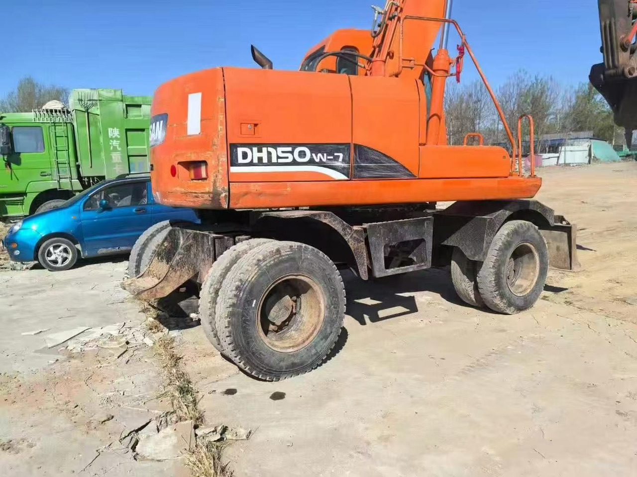 DOOSAN DH150W-7 - Kolesové rýpadlo: obrázok 4 DOOSAN DH150W-7 - Kolesové rýpadlo: obrázok 4