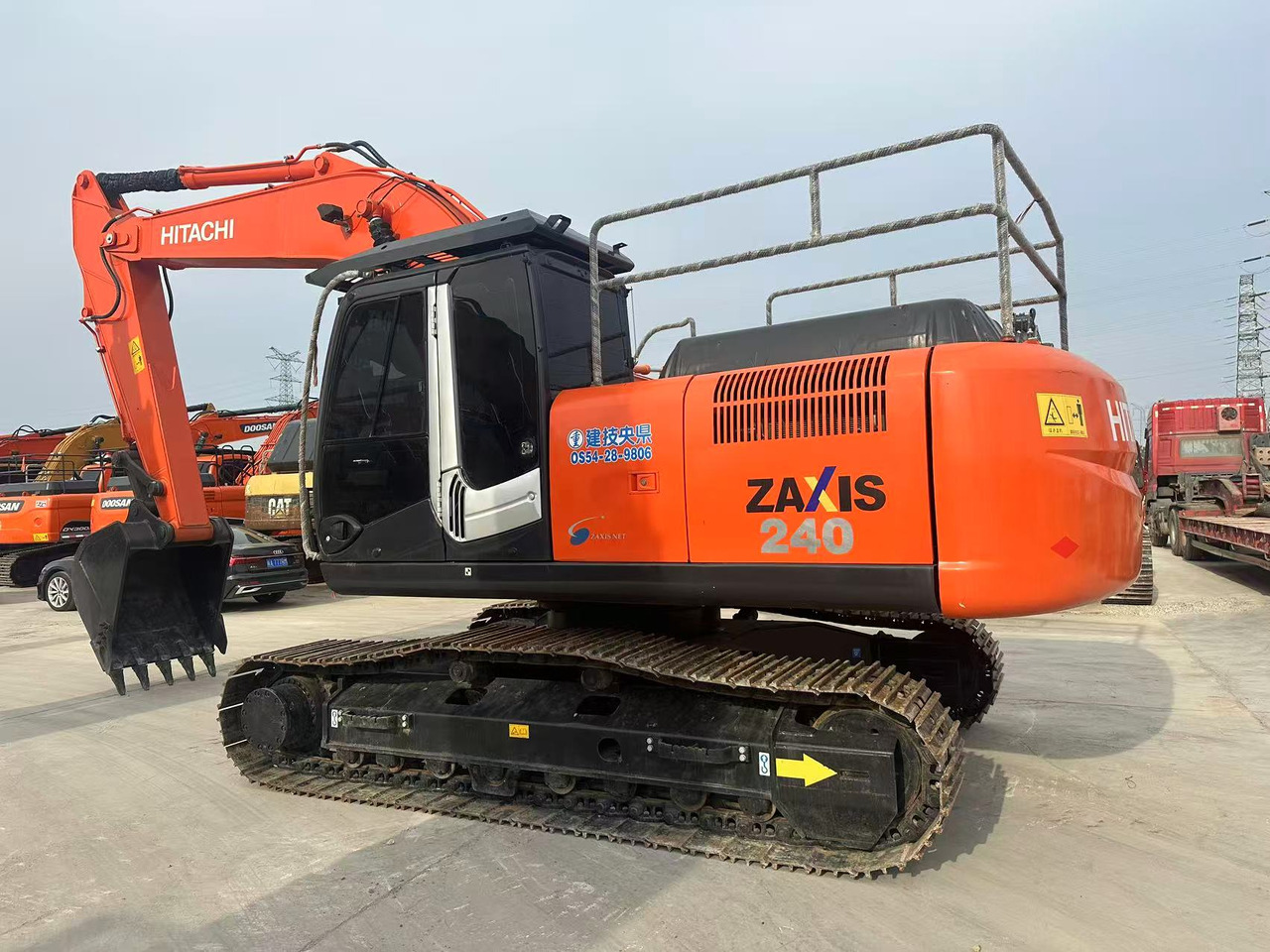 HITACHI ZX240-3G - Pásové rýpadlo: obrázok 1 HITACHI ZX240-3G - Pásové rýpadlo: obrázok 1
