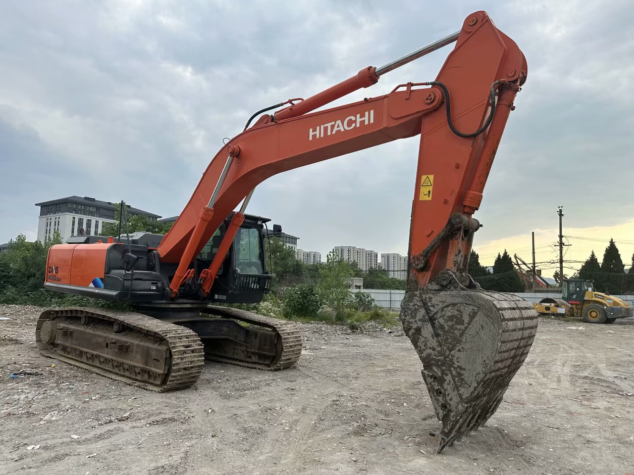HITACHI ZX400LCH - Pásové rýpadlo: obrázok 1 HITACHI ZX400LCH - Pásové rýpadlo: obrázok 1