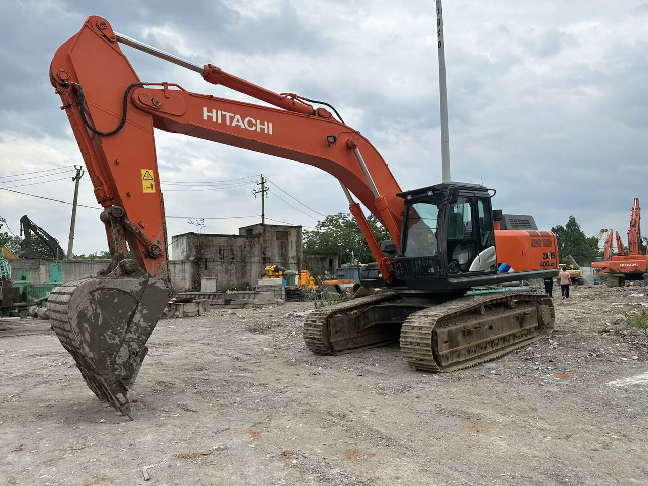 HITACHI ZX400LCH - Pásové rýpadlo: obrázok 4 HITACHI ZX400LCH - Pásové rýpadlo: obrázok 4