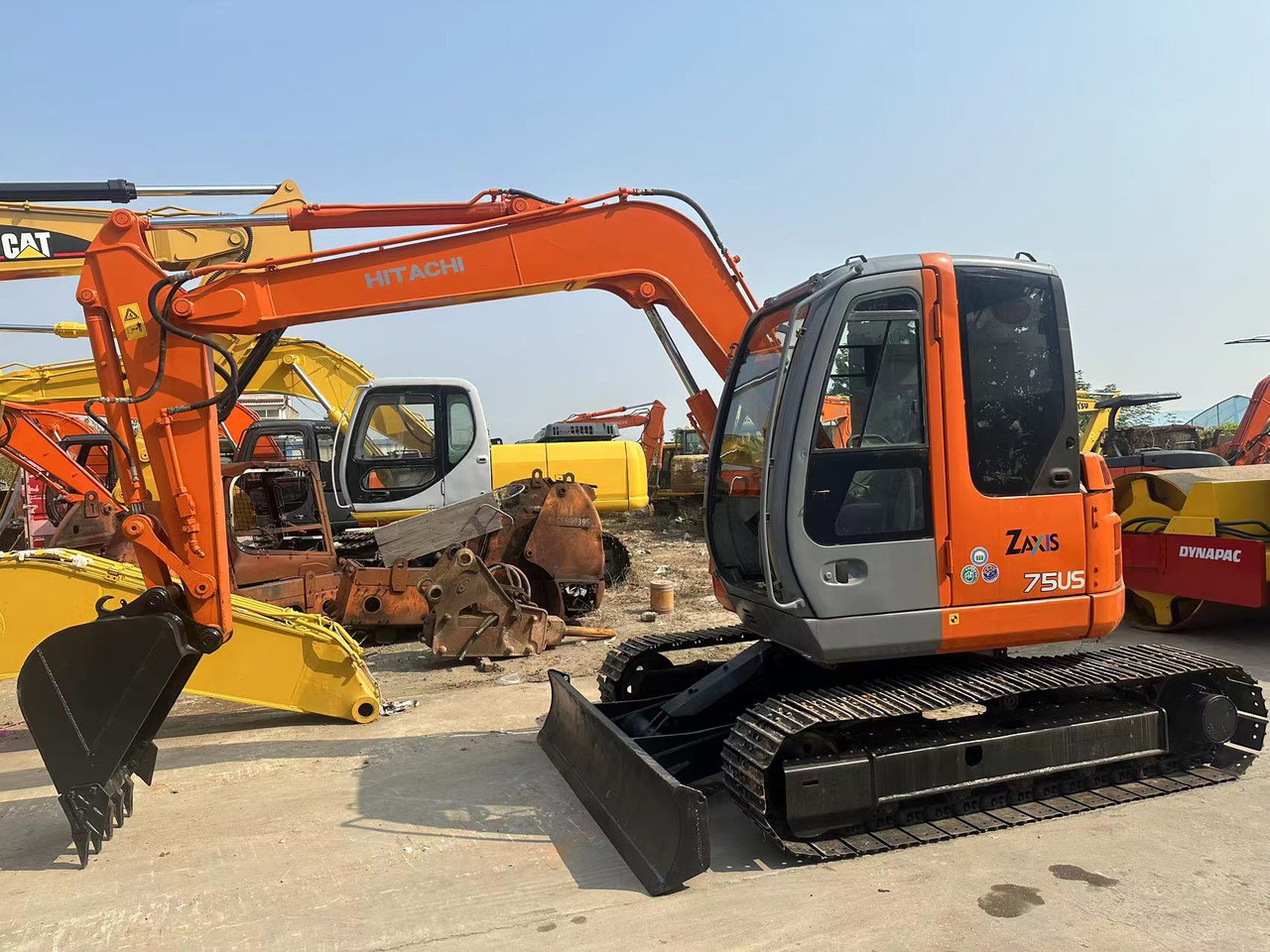 HITACHI ZX75 - Pásové rýpadlo: obrázok 1 HITACHI ZX75 - Pásové rýpadlo: obrázok 1