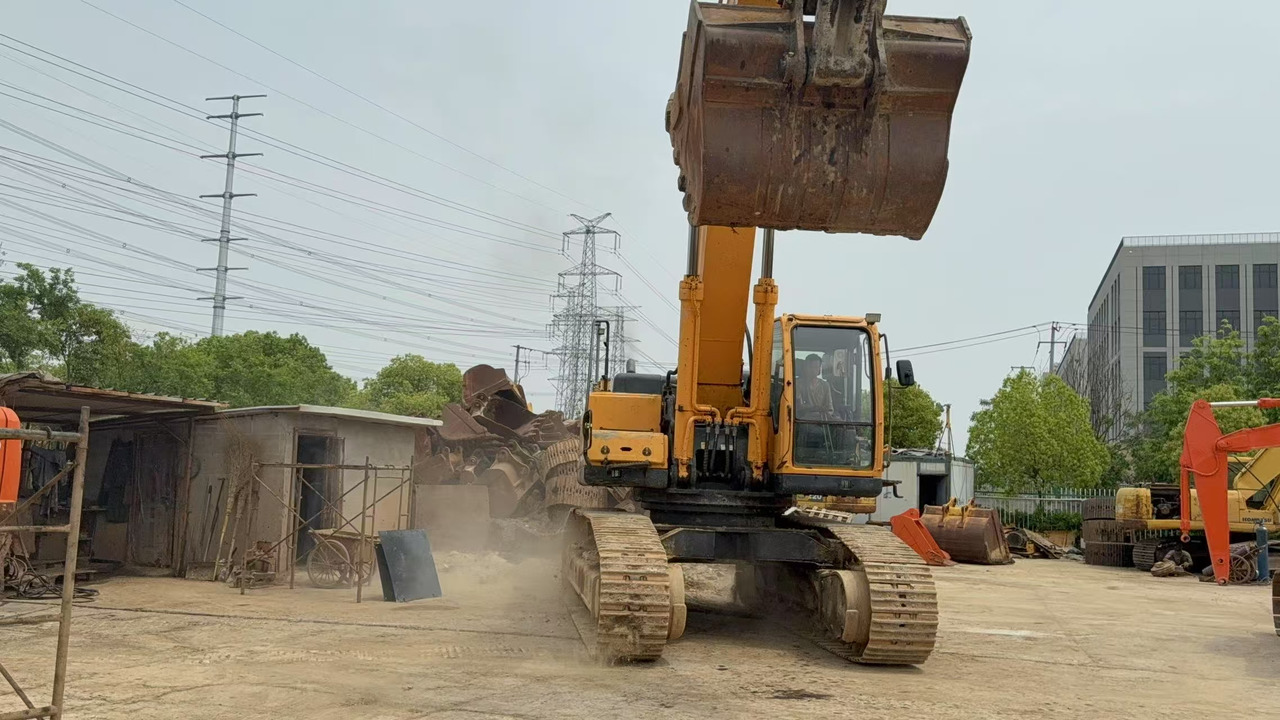 HYUNDAI R520 - Pásové rýpadlo: obrázok 3 HYUNDAI R520 - Pásové rýpadlo: obrázok 3