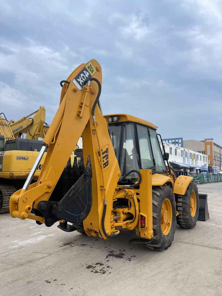 JCB 4CX - Rýpadlo-nakladač: obrázok 3 JCB 4CX - Rýpadlo-nakladač: obrázok 3