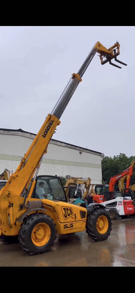 JCB 535 - Teleskopický nakladač: obrázok 4 JCB 535 - Teleskopický nakladač: obrázok 4