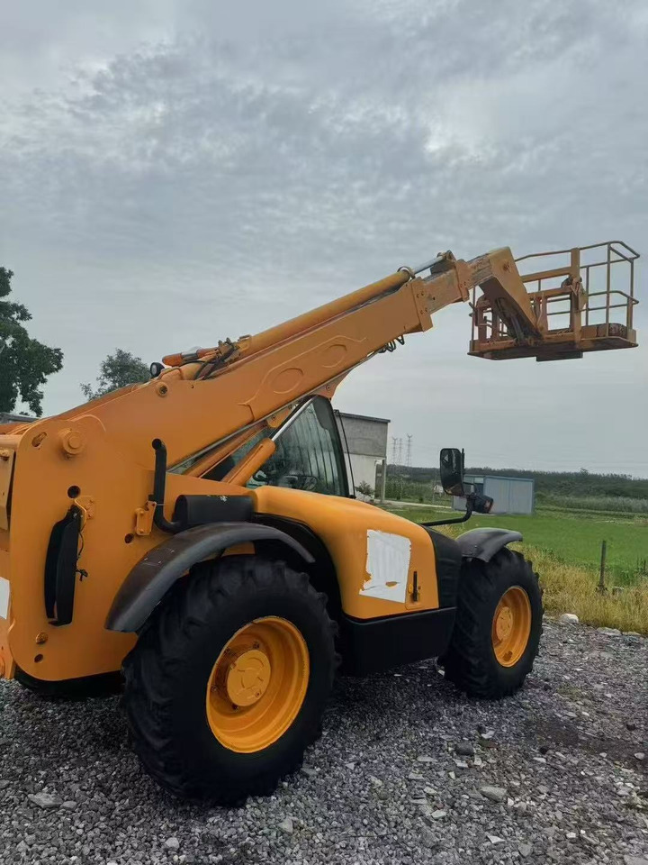 JCB 535 - Teleskopický nakladač: obrázok 2 JCB 535 - Teleskopický nakladač: obrázok 2