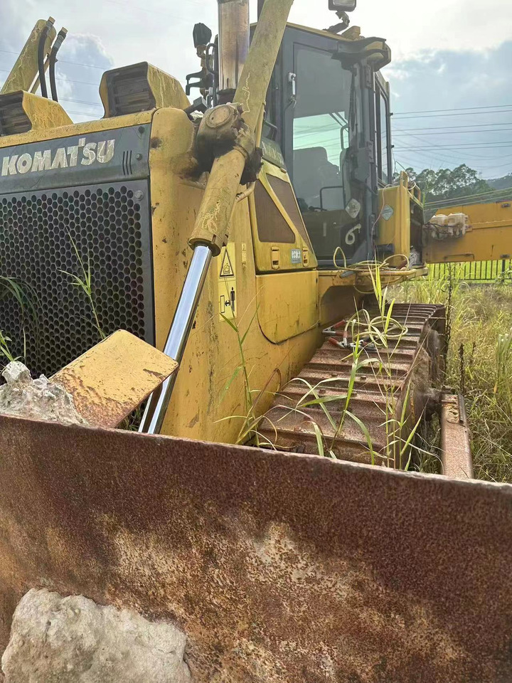KOMATSU D65EX - Buldozér: obrázok 4 KOMATSU D65EX - Buldozér: obrázok 4