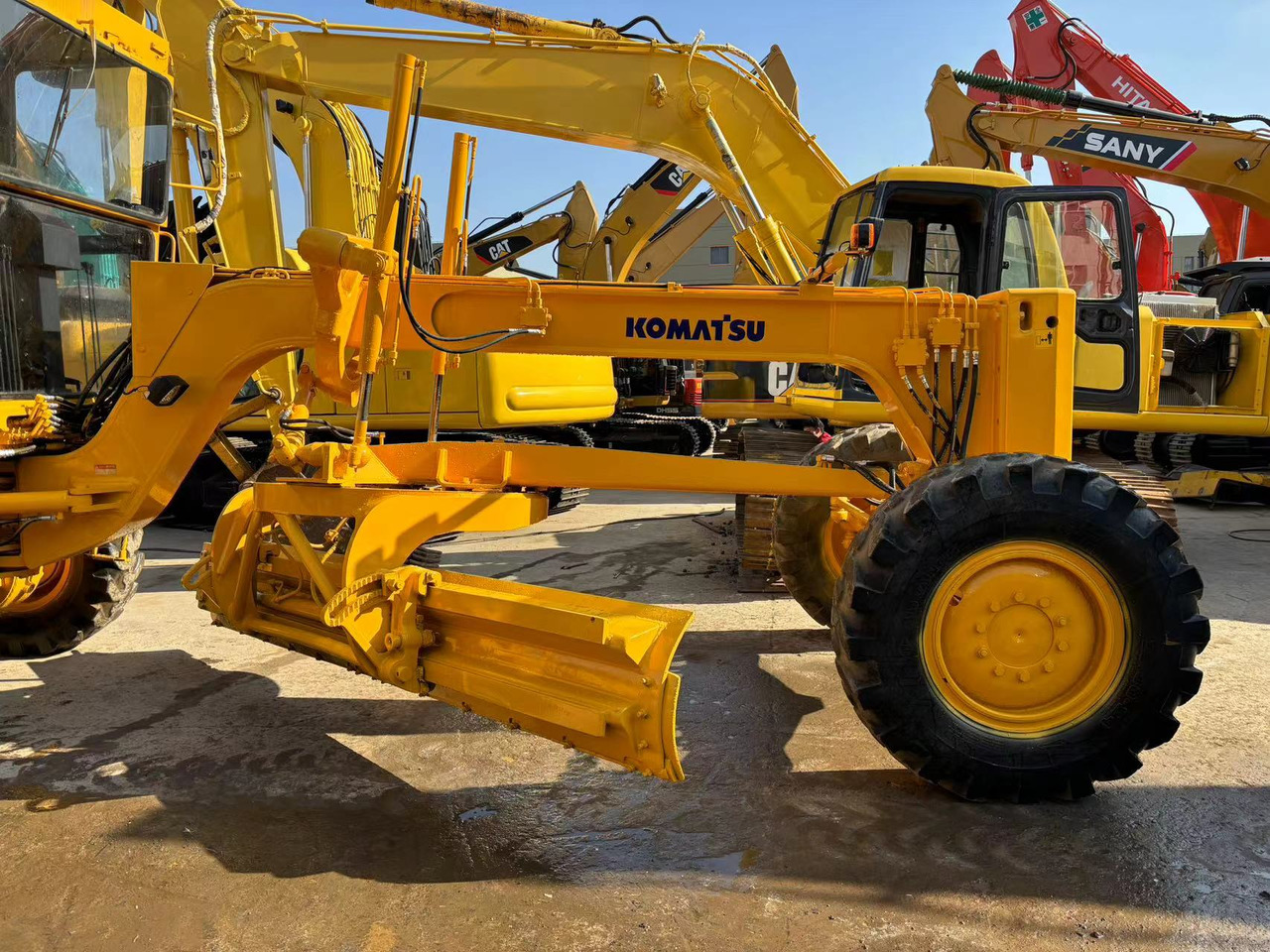 KOMATSU GD511 - Zrovnávač: obrázok 3 KOMATSU GD511 - Zrovnávač: obrázok 3