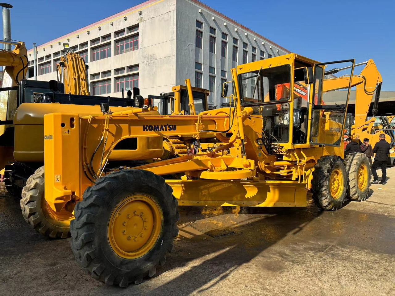 KOMATSU GD511 - Zrovnávač: obrázok 2 KOMATSU GD511 - Zrovnávač: obrázok 2