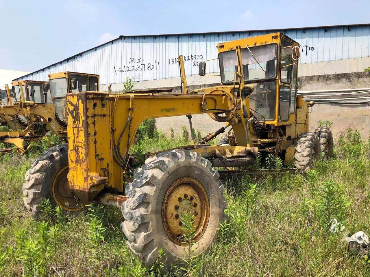 KOMATSU GD511 - Zrovnávač: obrázok 1 KOMATSU GD511 - Zrovnávač: obrázok 1
