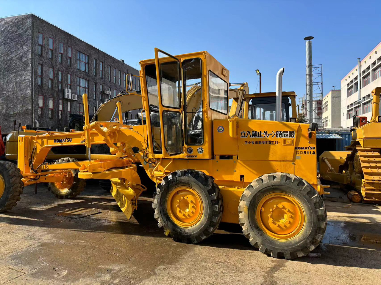 KOMATSU GD511 - Zrovnávač: obrázok 1 KOMATSU GD511 - Zrovnávač: obrázok 1