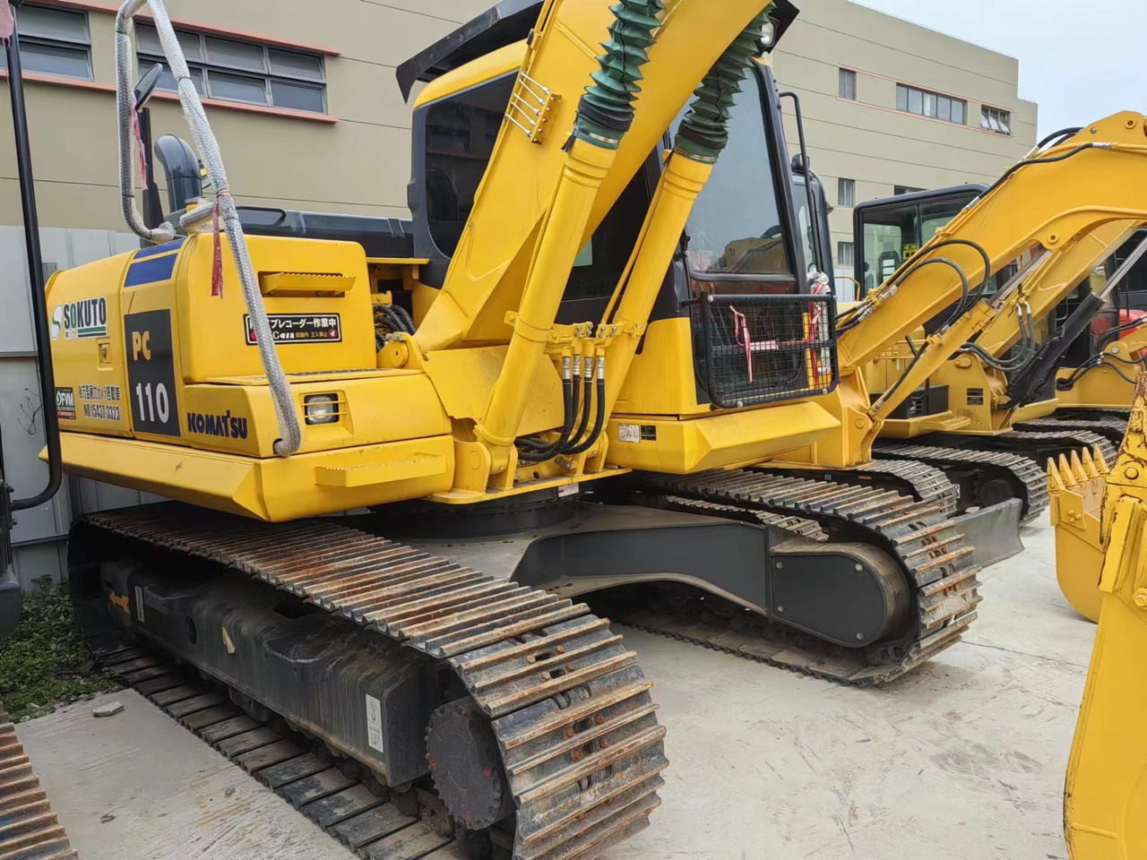 KOMATSU PC110-7 - Pásové rýpadlo: obrázok 2 KOMATSU PC110-7 - Pásové rýpadlo: obrázok 2