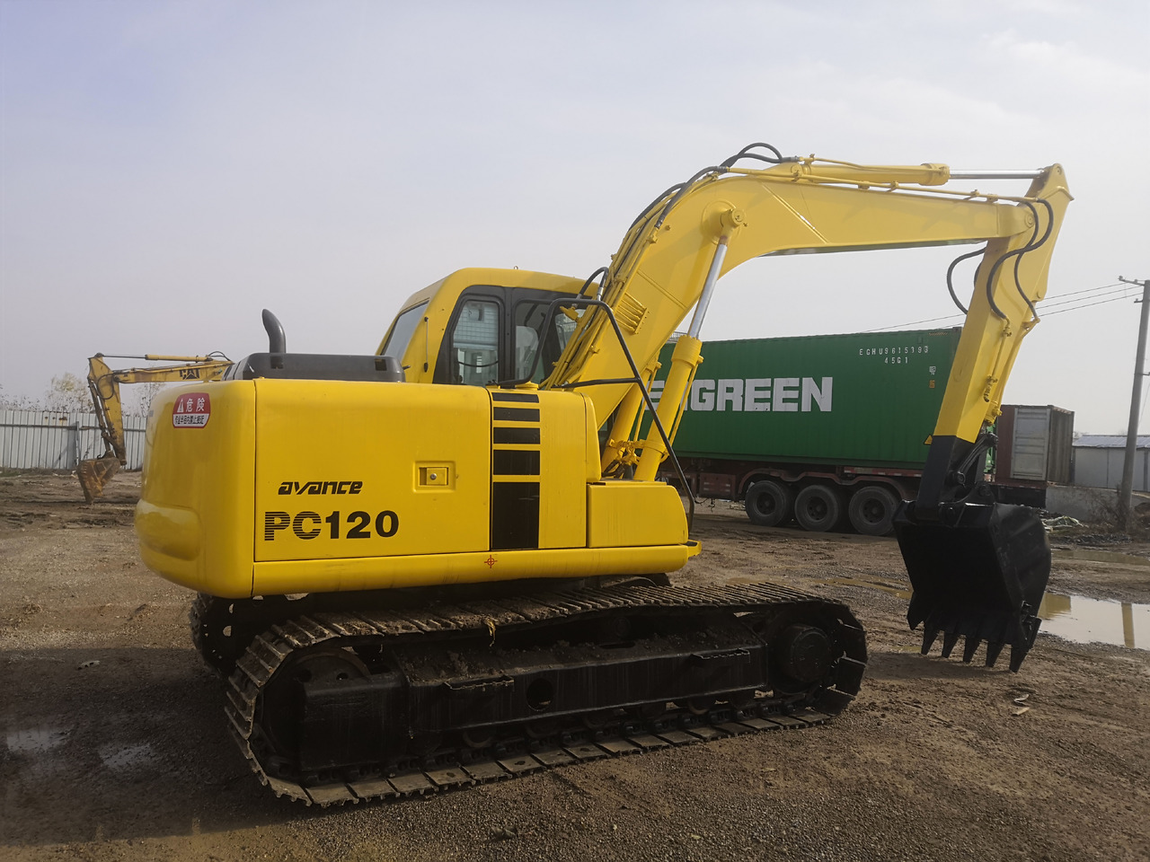 KOMATSU PC120-6 - Pásové rýpadlo: obrázok 1 KOMATSU PC120-6 - Pásové rýpadlo: obrázok 1