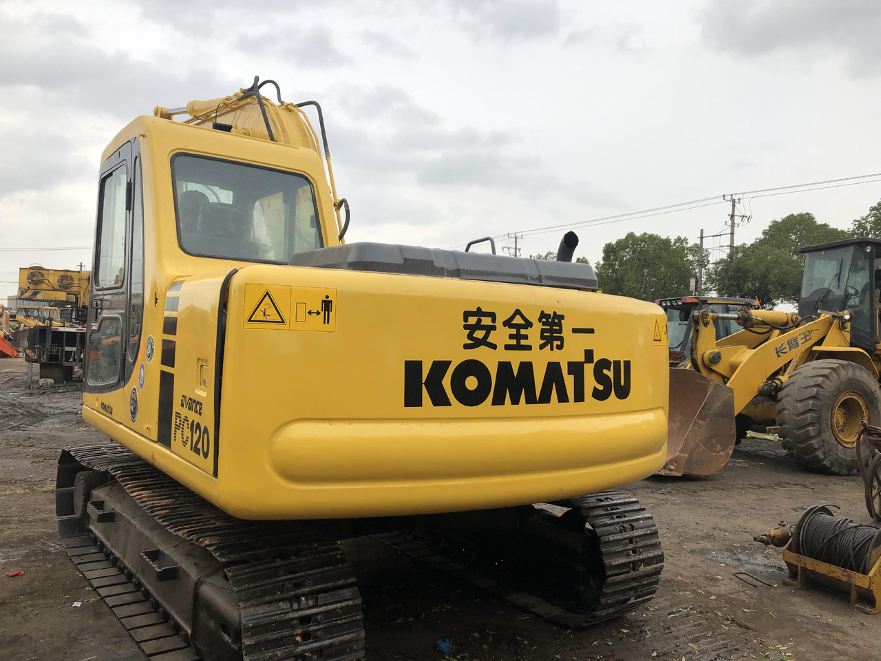 KOMATSU PC120-6 - Pásové rýpadlo: obrázok 2 KOMATSU PC120-6 - Pásové rýpadlo: obrázok 2