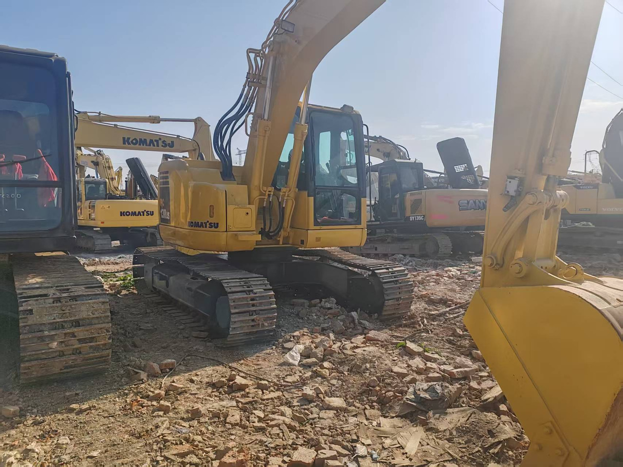 KOMATSU PC138US-8 - Pásové rýpadlo: obrázok 2 KOMATSU PC138US-8 - Pásové rýpadlo: obrázok 2