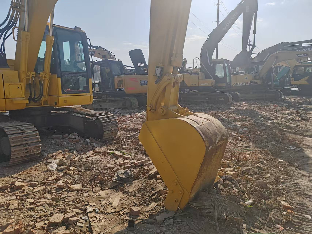 KOMATSU PC138US-8 - Pásové rýpadlo: obrázok 3 KOMATSU PC138US-8 - Pásové rýpadlo: obrázok 3