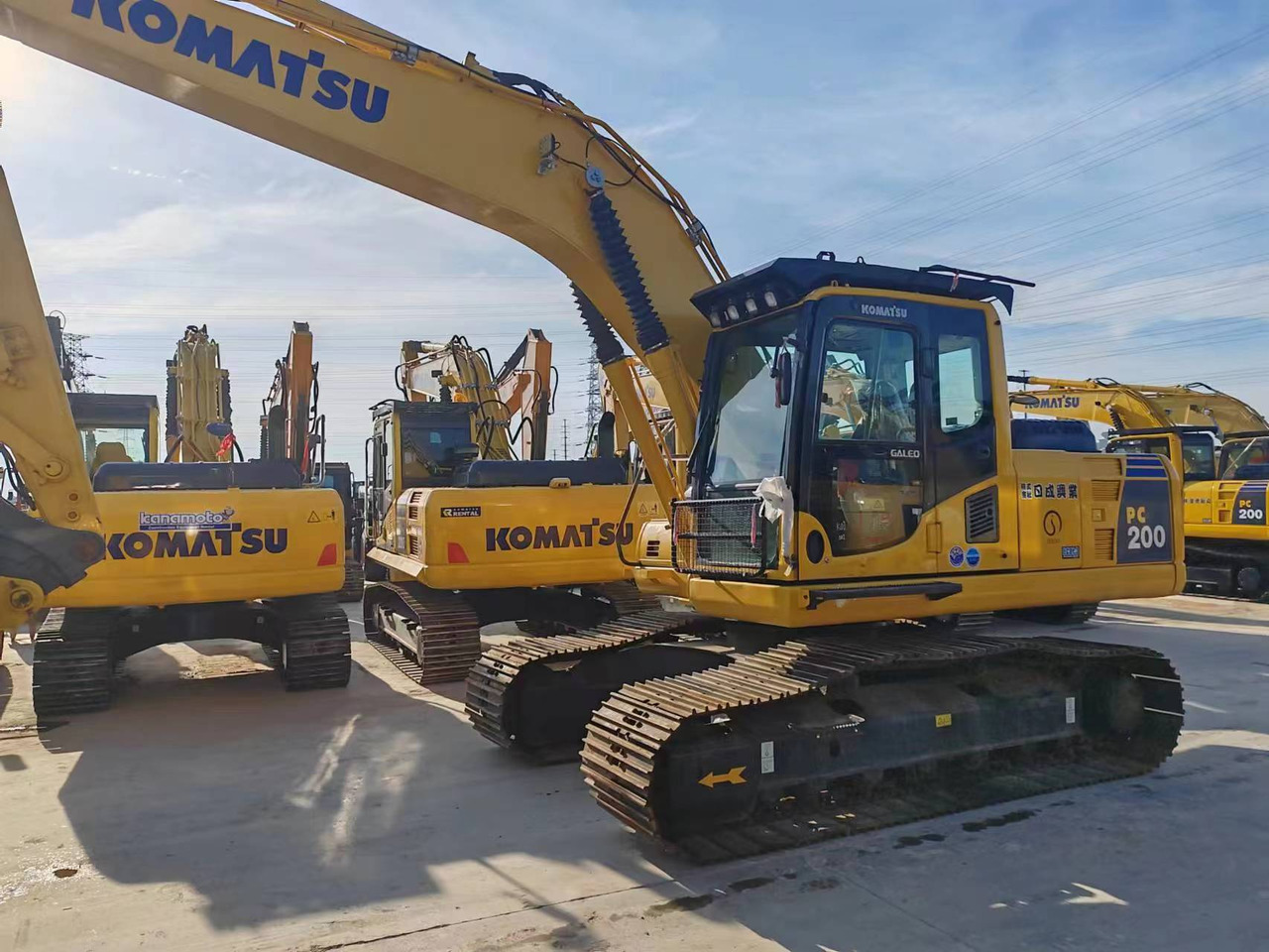 KOMATSU PC200-8 - Pásové rýpadlo: obrázok 1 KOMATSU PC200-8 - Pásové rýpadlo: obrázok 1