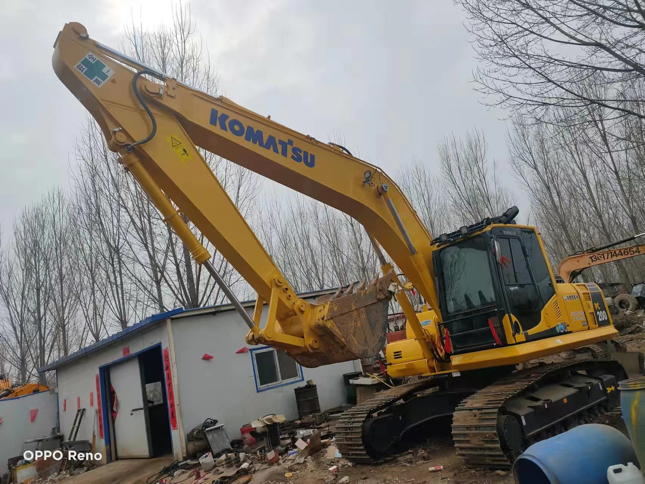 KOMATSU PC200-8 - Kolesové rýpadlo: obrázok 4 KOMATSU PC200-8 - Kolesové rýpadlo: obrázok 4