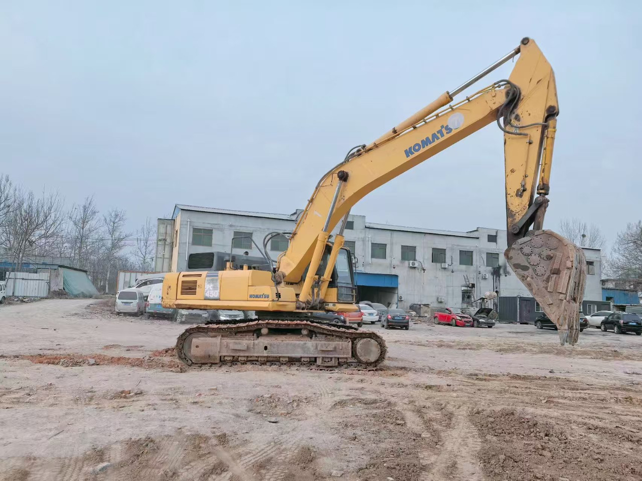 KOMATSU PC450-8 - Pásové rýpadlo: obrázok 4 KOMATSU PC450-8 - Pásové rýpadlo: obrázok 4