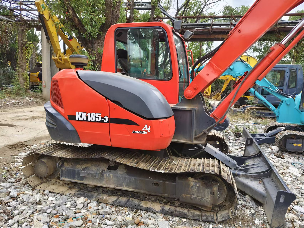 Kubota KX185-3 - Pásové rýpadlo: obrázok 5 Kubota KX185-3 - Pásové rýpadlo: obrázok 5