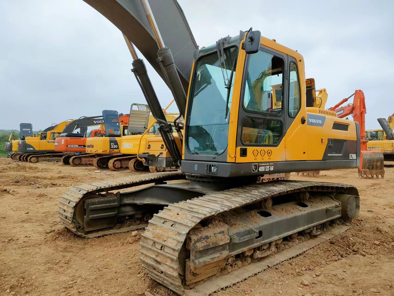 VOLVO EC290 - Pásové rýpadlo: obrázok 4 VOLVO EC290 - Pásové rýpadlo: obrázok 4