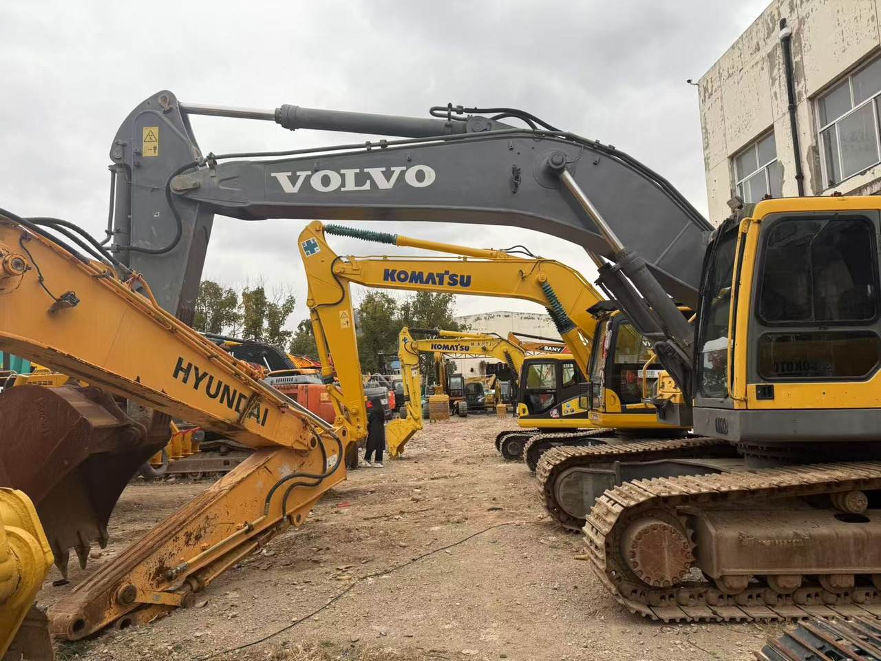 VOLVO EC360BLC - Pásové rýpadlo: obrázok 2 VOLVO EC360BLC - Pásové rýpadlo: obrázok 2