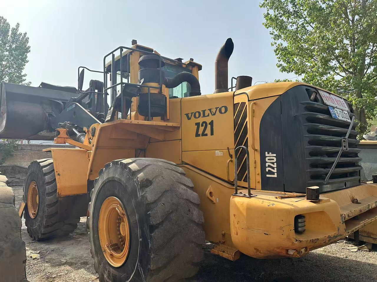 VOLVO L220F - Kolesový nakladač: obrázok 1 VOLVO L220F - Kolesový nakladač: obrázok 1