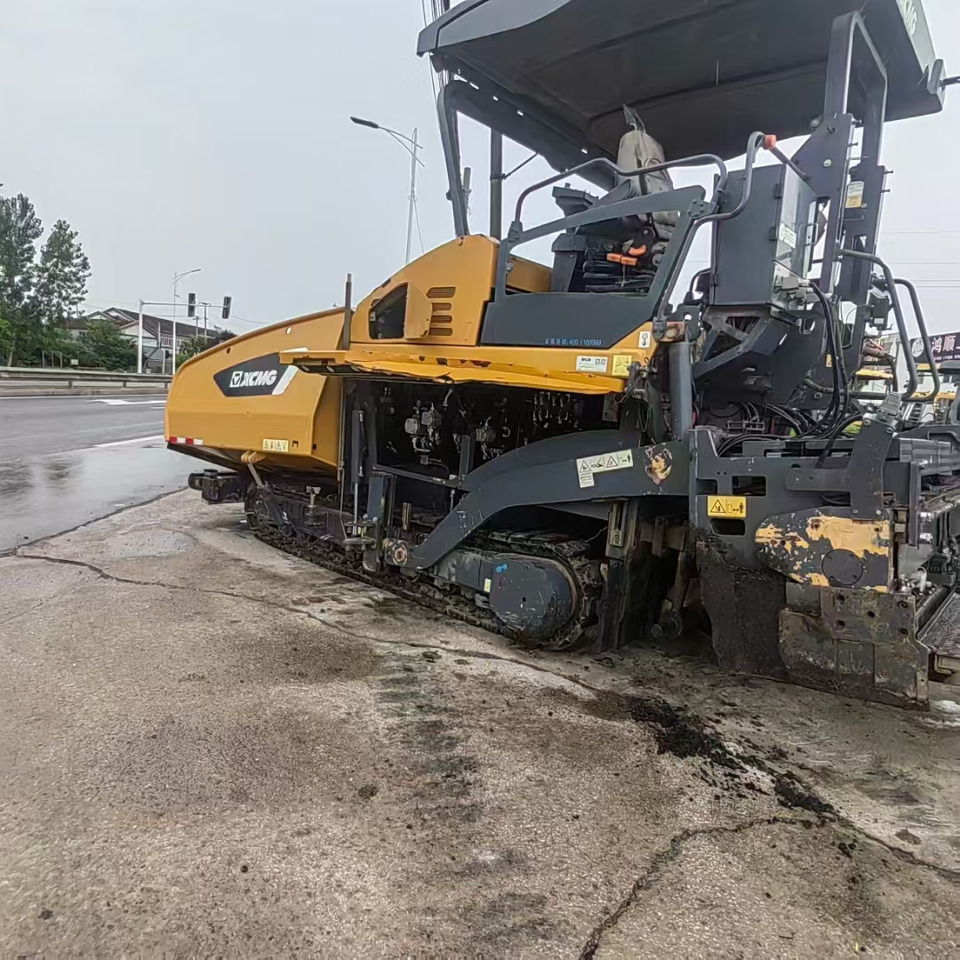 XCMG RP803 - Finišer: obrázok 3 XCMG RP803 - Finišer: obrázok 3
