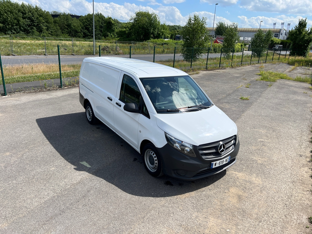 MERCEDES-BENZ VITO 109 Fourgon 1.6 BlueTEC Long Utilitaire - Furgon: obrázok 4 MERCEDES-BENZ VITO 109 Fourgon 1.6 BlueTEC Long Utilitaire - Furgon: obrázok 4