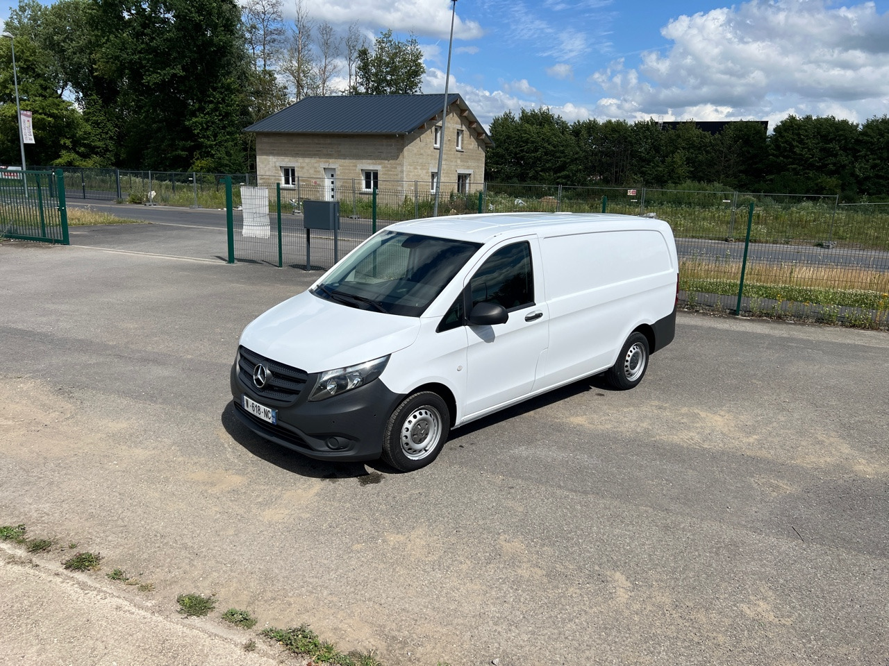 MERCEDES-BENZ VITO 109 Fourgon 1.6 BlueTEC Long Utilitaire - Furgon: obrázok 1 MERCEDES-BENZ VITO 109 Fourgon 1.6 BlueTEC Long Utilitaire - Furgon: obrázok 1