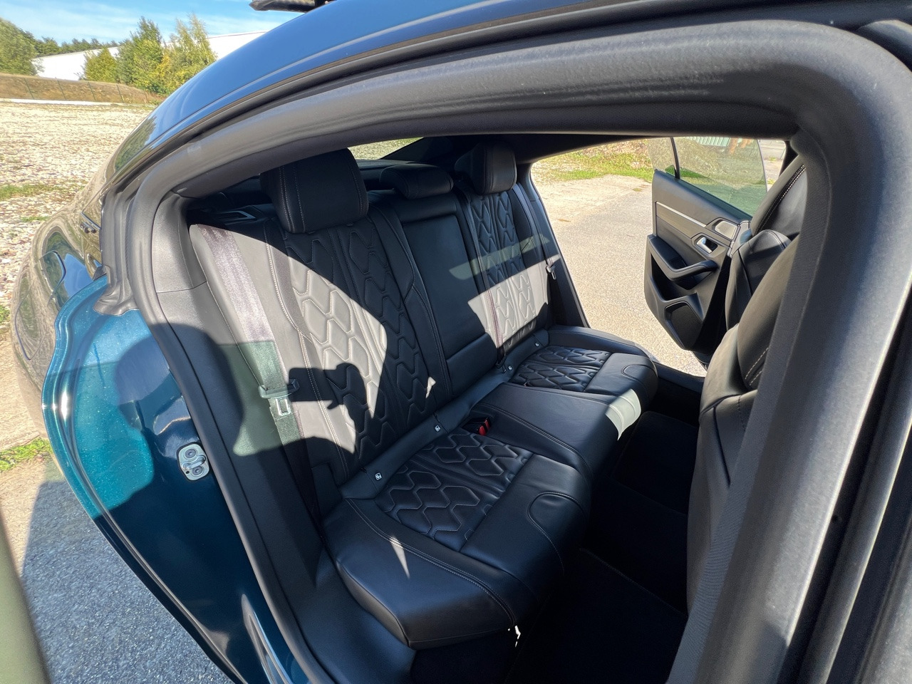 PEUGEOT 508 BlueHDi 180 ch S&S EAT8 GT - Sedan: obrázok 5 PEUGEOT 508 BlueHDi 180 ch S&S EAT8 GT - Sedan: obrázok 5