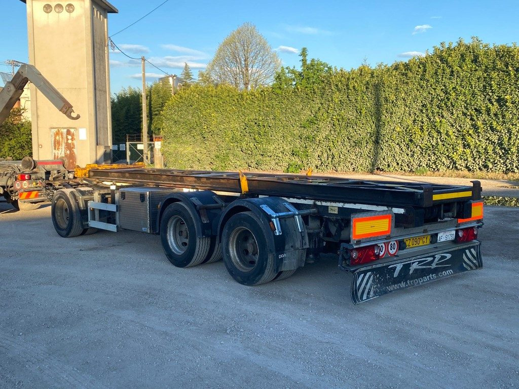 CARDI RIMORCHIO CARDI SCARRABILE RIBALTABILE PNEUMATICO - Hákový/ Ramenový nosič přívěs: obrázok 1 CARDI RIMORCHIO CARDI SCARRABILE RIBALTABILE PNEUMATICO - Hákový/ Ramenový nosič přívěs: obrázok 1